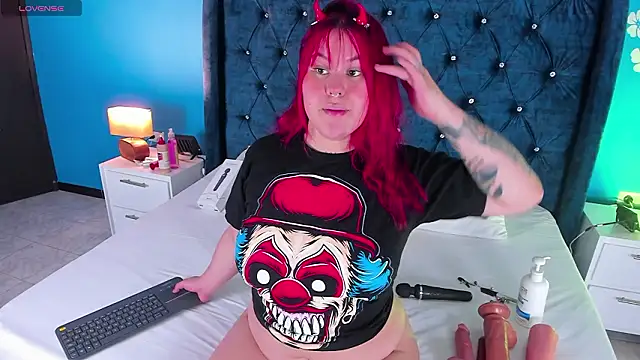 Snapshot of Issa_Clark01 chatting on 03/12/26, 12:28 Issa Clark01 online show from 03/12/26, 12:28