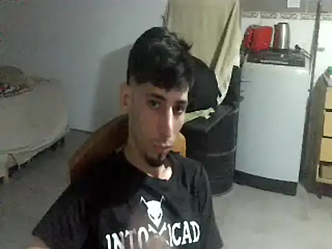 Snapshot of Franalbera chatting on 03/02/26, 05:52 Franalbera online show from 03/02/26, 05:52