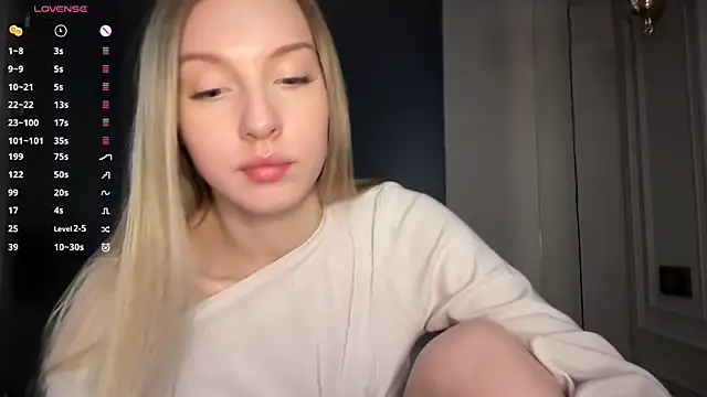 Snapshot of blondinkaa chatting on 03/30/26, 06:09 blondinkaa online show from 03/30/26, 06:09