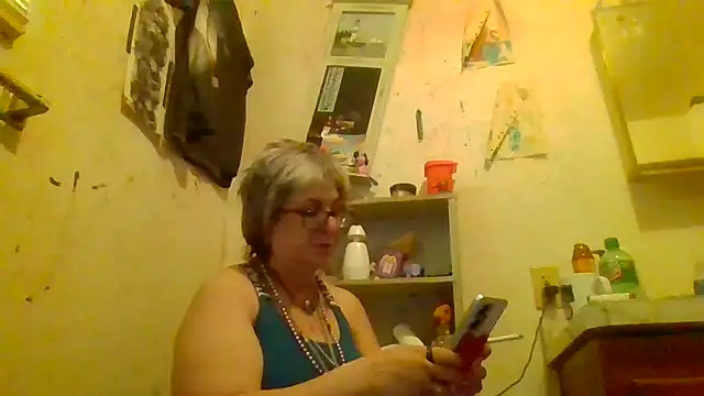 becky1111 online show from 05/11/26, 04:04