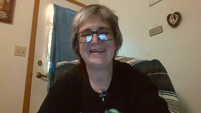 becky1111 online show from 05/16/26, 12:18