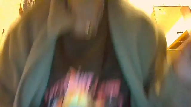 becky1111 online show from 05/19/26, 08:53