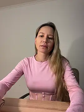 Snapshot of 1Moonlight1 chatting on 03/15/26, 07:20 1Moonlight1 online show from 03/15/26, 07:20