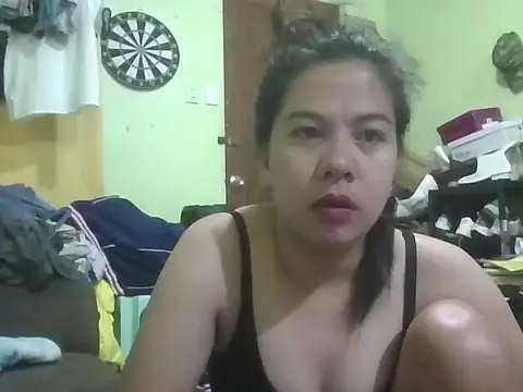 Snapshot of annawet chatting on 05/09/26, 09:31 annawet online show from 05/09/26, 09:31