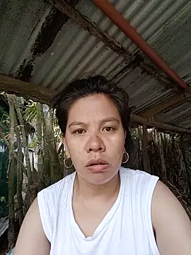 Snapshot of annawet chatting on 05/17/26, 01:58 annawet online show from 05/17/26, 01:58