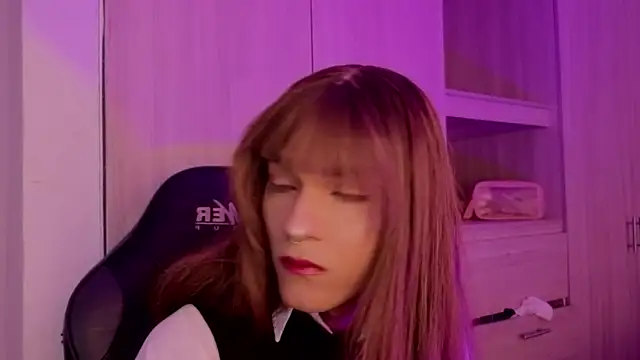 tiffanyy 777 online show from 06/16/26, 02:47