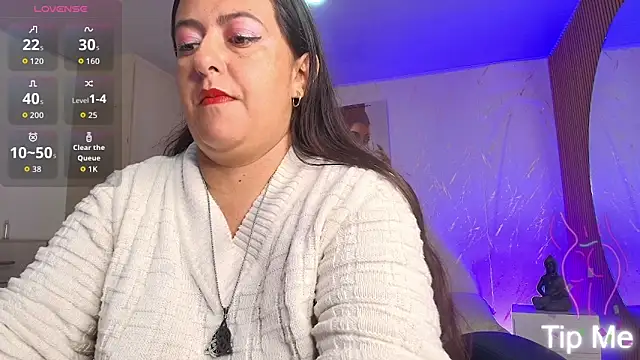 Snapshot of evelyn_harpeery chatting on 03/28/26, 10:59 evelyn harpeery online show from 03/28/26, 10:59