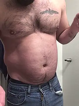 Snapshot of JackHammer2026 chatting on 12/22/25, 01:19 JackHammer2026 online show from 12/22/25, 01:19