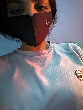 Snapshot of kinsu4763 chatting on 01/10/26, 03:25 kinsu4763 online show from 01/10/26, 03:25