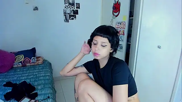Snapshot of harakitty_ chatting on 04/01/26, 10:29 harakitty online show from 04/01/26, 10:29