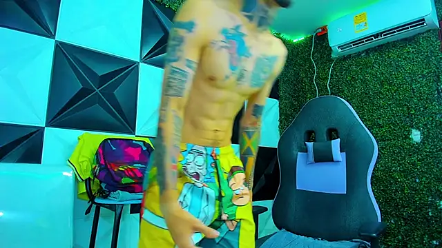 Boy tatto77 online show from 05/21/26, 02:02