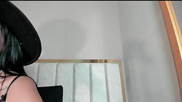 Snapshot of GahiaBelucci chatting on 04/09/26, 06:13 GahiaBelucci online show from 04/09/26, 06:13