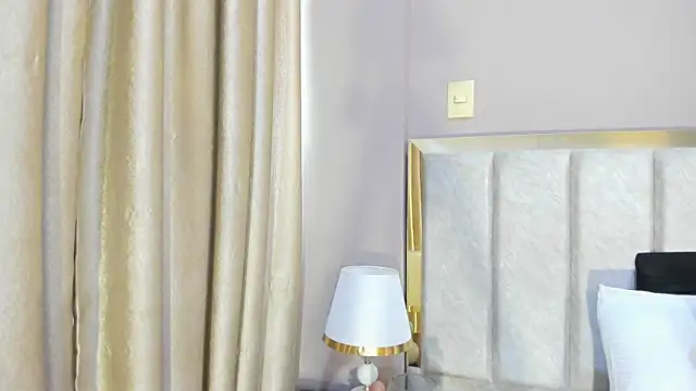 GahiaBelucci online show from 06/11/26, 06:17