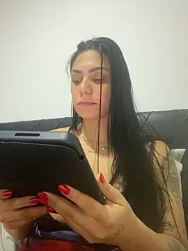 Snapshot of Nini_ chatting on 06/18/26, 09:08 Nini online show from 06/18/26, 09:08