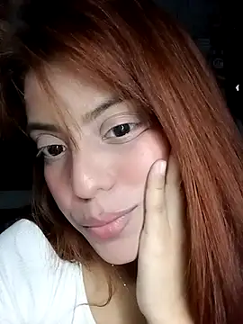 Snapshot of mia_hottie2210 chatting on 01/08/26, 12:24 mia hottie2210 online show from 01/08/26, 12:24