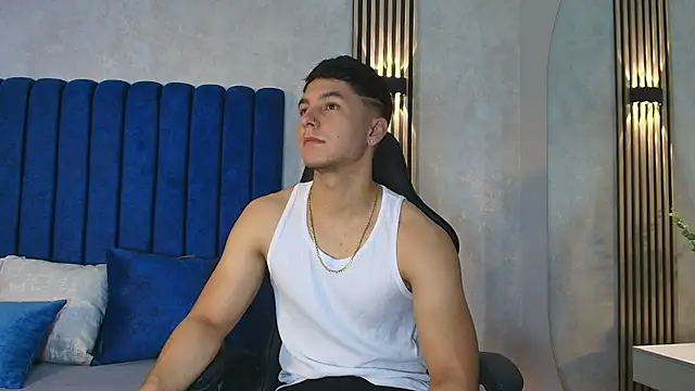 Noah Clarkk online show from 06/09/26, 05:35
