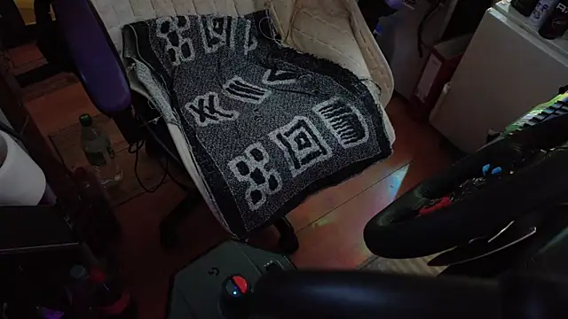 Snapshot of Gay-Versaut chatting on 03/08/26, 08:56 Gay-Versaut online show from 03/08/26, 08:56