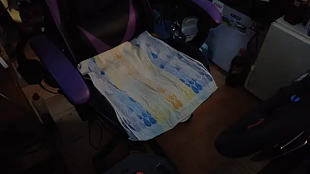 Gay-Versaut online show from 05/08/26, 06:57