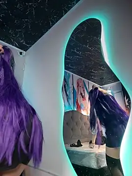 Snapshot of Sky_Girl_LS chatting on 12/20/25, 02:51 Sky Girl LS online show from 12/20/25, 02:51