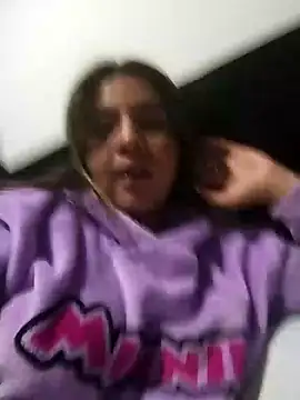 Samy37  online show from 12/18/25, 04:40