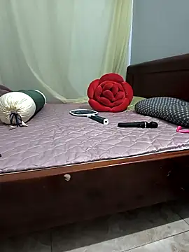 Sweet-Berryy online show from 05/12/26, 02:41