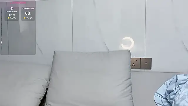 Snapshot of Mona-u chatting on 02/13/26, 05:25 Mona-u online show from 02/13/26, 05:25