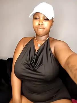 queen serves online show from 12/18/25, 04:35