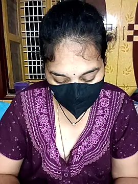 Snapshot of maduri__ chatting on 02/06/26, 11:19 maduri online show from 02/06/26, 11:19