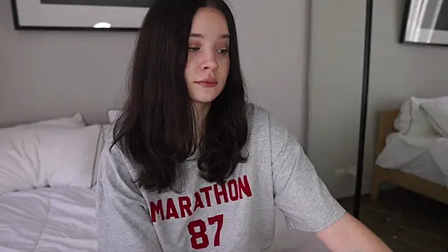 Snapshot of bonjour_nihao_hello chatting on 01/11/26, 03:33 bonjour nihao hello online show from 01/11/26, 03:33