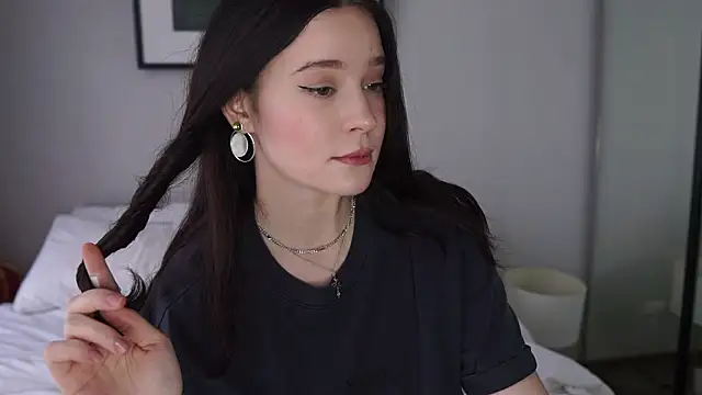 Snapshot of bonjour_nihao_hello chatting on 03/07/26, 03:58 bonjour nihao hello online show from 03/07/26, 03:58