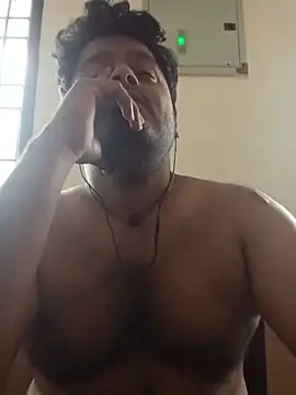 Snapshot of yourwellman chatting on 05/29/26, 07:50 yourwellman online show from 05/29/26, 07:50