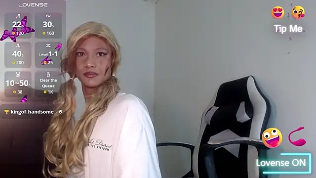 Sharlo  online show from 12/22/25, 07:22