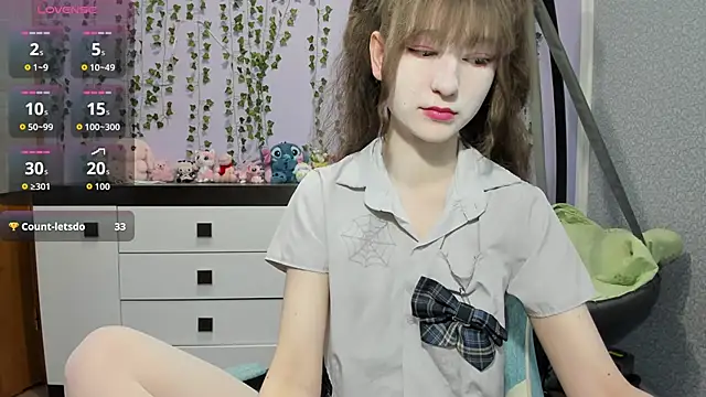 Yoonhee ki online show from 06/19/26, 12:31