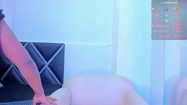 Snapshot of Harmony-01 chatting on 03/07/26, 07:55 Harmony-01 online show from 03/07/26, 07:55