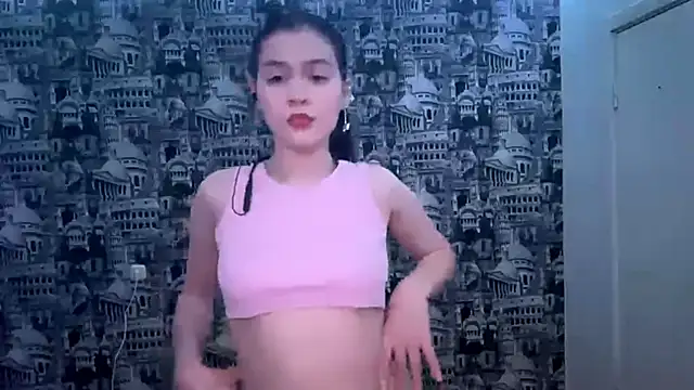 Snapshot of SoldBrief chatting on 12/19/25, 07:10 SoldBrief online show from 12/19/25, 07:10