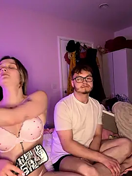 Snapshot of LilyLuck_ chatting on 01/08/26, 08:11 LilyLuck online show from 01/08/26, 08:11