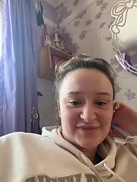 Snapshot of LilyLuck_ chatting on 02/25/26, 02:05 LilyLuck online show from 02/25/26, 02:05