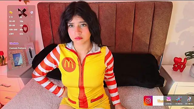 Snapshot of hannaa_cute chatting on 02/08/26, 03:04 hannaa cute online show from 02/08/26, 03:04