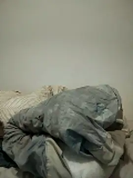 Snapshot of locuritasiempre chatting on 01/05/26, 06:33 locuritasiempre online show from 01/05/26, 06:33