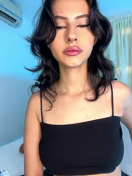 Snapshot of Zoe_mrl chatting on 01/16/26, 12:31 Zoe mrl online show from 01/16/26, 12:31