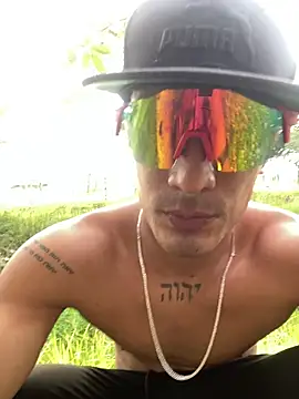 Snapshot of Maicol_xxxx chatting on 03/05/26, 10:28 Maicol xxxx online show from 03/05/26, 10:28