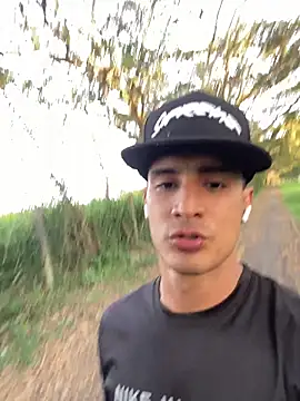 Snapshot of Maicol_xxxx chatting on 03/07/26, 10:29 Maicol xxxx online show from 03/07/26, 10:29