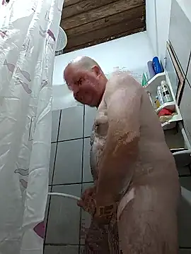 Snapshot of luis8558 chatting on 01/09/26, 06:38 luis8558 online show from 01/09/26, 06:38