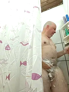 Snapshot of luis8558 chatting on 01/17/26, 11:26 luis8558 online show from 01/17/26, 11:26