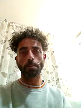 Snapshot of MeKaniCmurcia chatting on 02/22/26, 04:13 MeKaniCmurcia online show from 02/22/26, 04:13