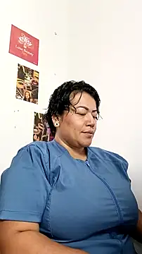 Snapshot of Hey_diane chatting on 01/09/26, 12:08 Hey diane online show from 01/09/26, 12:08