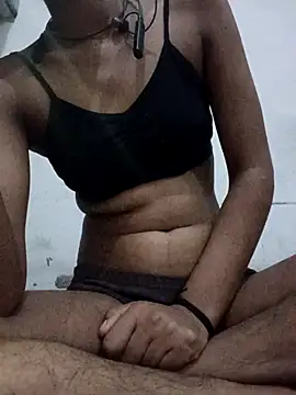Snapshot of anshika_yadav chatting on 04/11/26, 06:01 anshika yadav online show from 04/11/26, 06:01
