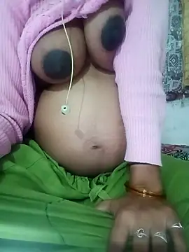 Snapshot of mantraverma chatting on 12/23/25, 10:24 mantraverma online show from 12/23/25, 10:24