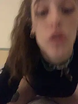 Snapshot of 4lien chatting on 03/28/26, 09:31 4lien online show from 03/28/26, 09:31