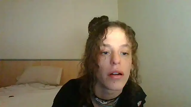 4lien online show from 04/01/26, 07:53